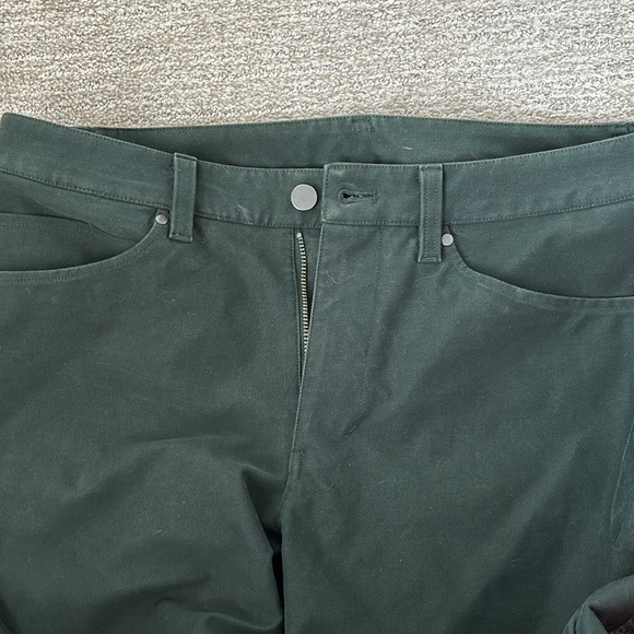 Men’s Lululemon ABC pants - Picture 2 of 4